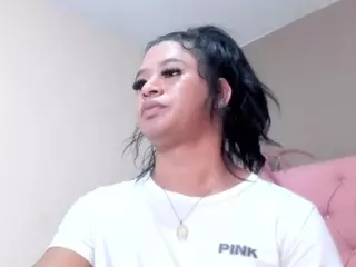 SamanthaEvans18's Live Sex Cam Show