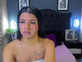 SamanthaEvans18's Live Sex Cam Show
