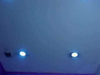 valentinajaramilloo webcam model