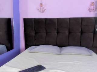 valentinajaramilloo live webcam show