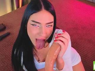 agagatha webcam model