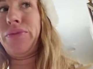 Live webcam model bmorganne420 on Soda Cams