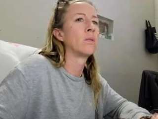 bmorganne420's CamSoda show and profile