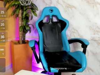 lili-little Live Webcam on CamSoda