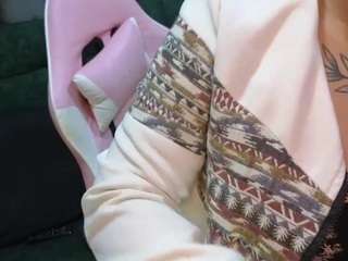 saylor-cute Live Webcam on CamSoda