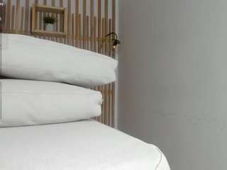 serena-foxx webcam model