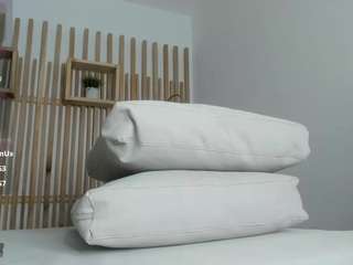 serena-foxx webcam model