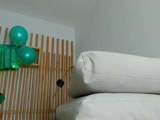 serena-foxx live cam profile