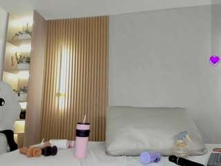 Serena-Foxx live cam preview