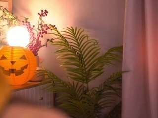 beatrishaa live cam preview