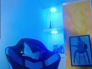 chloe1313's Live Sex Cam Show