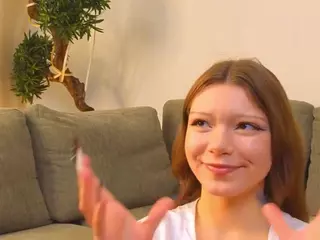 MonaBurge's Live Sex Cam Show