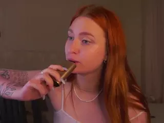AinsleyBreed's Live Sex Cam Show
