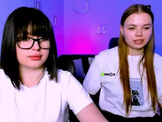 lolly-tobi's Live Sex Cam Show