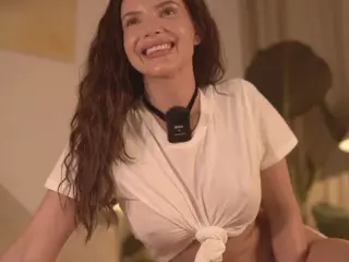 nadiablss's Live Sex Cam Show