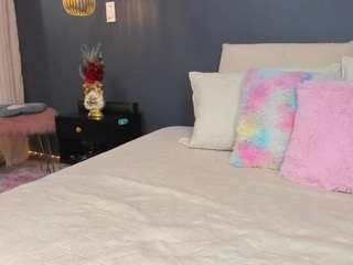 bonniietwerk's CamSoda show and profile