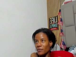 daffnelewis webcam