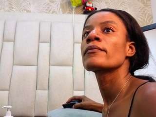 daffnelewis Profile Image