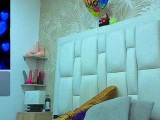 daffnelewis's live room