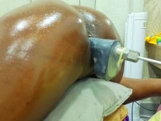 Daffnelewis's cam show statistics and live stream