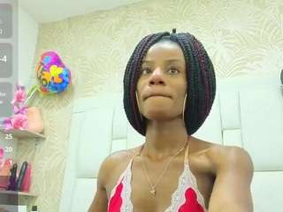 daffnelewis live