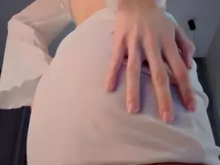 ElgaGuyse's Live Sex Cam Show