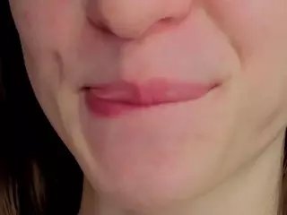 ElgaGuyse's Live Sex Cam Show