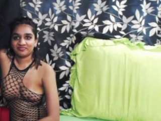 lilwildminnie's CamSoda show and profile