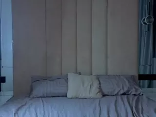 LoraGlasco's Live Sex Cam Show
