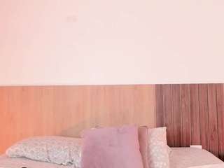 samantaagomez Live Webcam on CamSoda