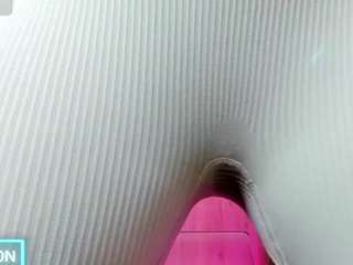 samantaagomez's CamSoda show and profile