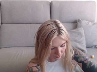 tattoobbgirl webcam