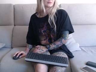 Tattoobbgirl