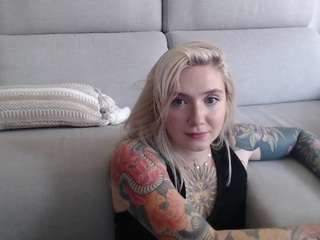 Tattoobbgirl