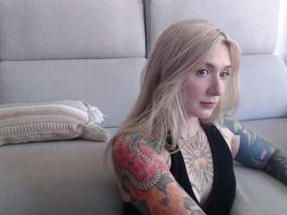 Tattoobbgirl