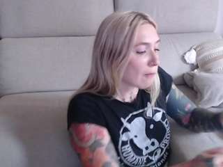 Tattoobbgirl