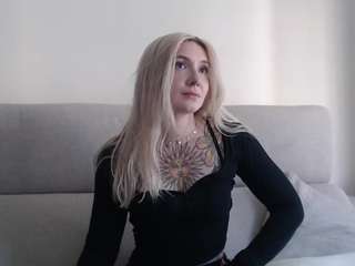 Tattoobbgirl