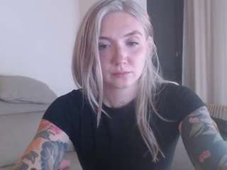 tattoobbgirl webcam