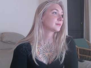 tattoobbgirl Live Webcam on CamSoda