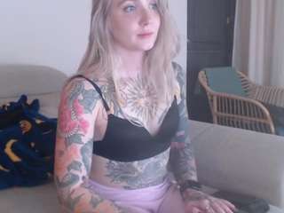 Tattoobbgirl