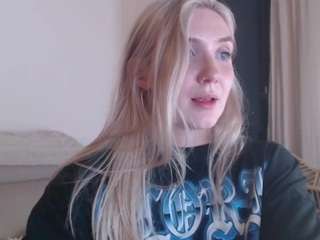 tattoobbgirl Live Webcam on CamSoda