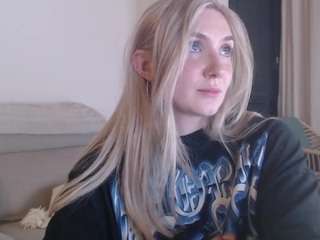 tattoobbgirl's CamSoda show and profile