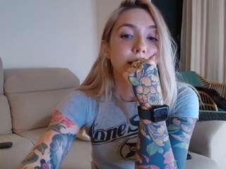 Tattoobbgirl