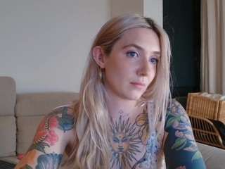 Tattoobbgirl