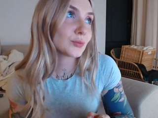 tattoobbgirl webcam