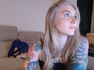 Tattoobbgirl