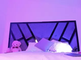 AdharaSweet1's Live Sex Cam Show
