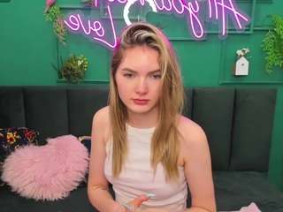 evelineamore webcam