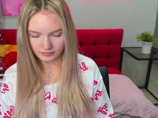 evelineamore Sex Cam Show