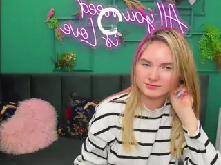 EvelineAmore's Live Sex Cam Show